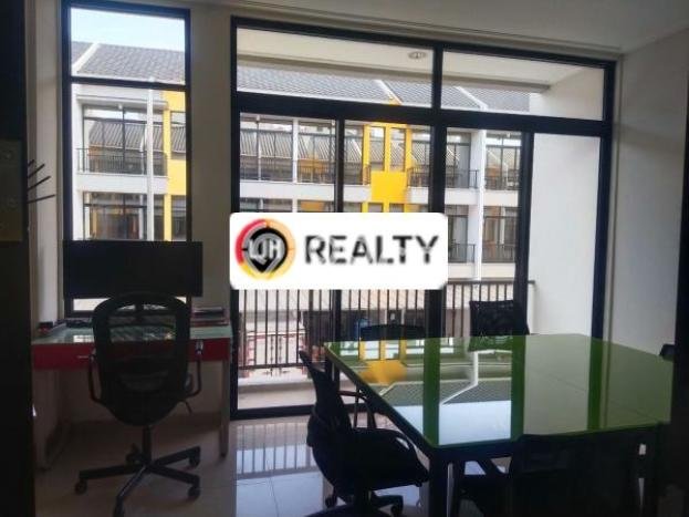 Jual Ruko di Kelapa Gading, Luas 212m², Area Bisnis Jual Ruko di Kelapa Gading, Luas 212m², Area Bisnis