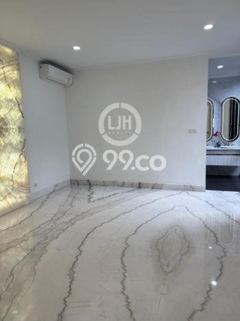 Rumah Mewah Dijual LT 312m2 di Kelapa Gading, Jakarta Utara Rumah Mewah Dijual LT 312m2 di Kelapa Gading, Jakarta Utara