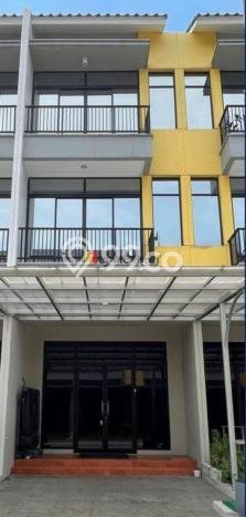FOR SALE! Ruko di Kelapa Gading Jakarta Utara, LT 78m2, LB 212m2 FOR SALE! Ruko di Kelapa Gading Jakarta Utara, LT 78m2, LB 212m2