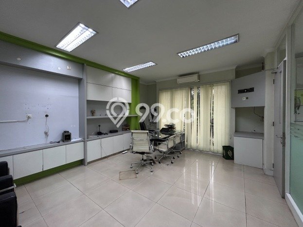 Ruko Dijual Lokasi Emas di Tebet Luas 585m2 Ruko Dijual Lokasi Emas di Tebet Luas 585m2