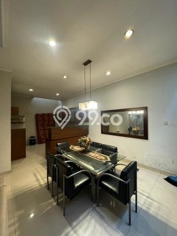 Dijual Rumah Eksklusif 4 KT di Jatiwaringin, Jakarta Timur Dijual Rumah Eksklusif 4 KT di Jatiwaringin, Jakarta Timur