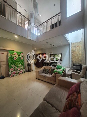 Rumah Modern 4 KT di Jatiwaringin Jakarta Timur Unfurnished Rumah Modern 4 KT di Jatiwaringin Jakarta Timur Unfurnished