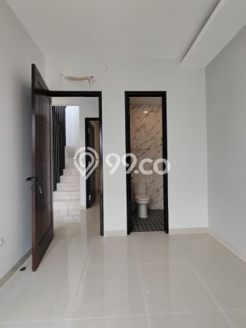 For Sale Hunian Rumah Nyaman 3 KT di Rawamangun, Jakarta Timur For Sale Hunian Rumah Nyaman 3 KT di Rawamangun, Jakarta Timur