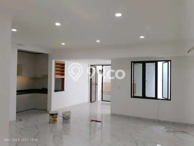 Jual Rumah Mewah Megah Dengan View Eksklusif di Alam Sutera, Tangerang Jual Rumah Mewah Megah Dengan View Eksklusif di Alam Sutera, Tangerang