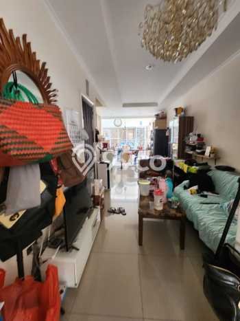 Jual Rumah Luas Megah Dengan View Cantik di Green Lake City, Jakarta Barat Jual Rumah Luas Megah Dengan View Cantik di Green Lake City, Jakarta Barat