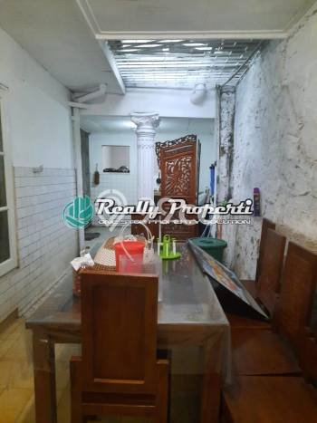 Rumah Modern 5 KT di Pondok Gede Bekasi Semi Furnished Rumah Modern 5 KT di Pondok Gede Bekasi Semi Furnished
