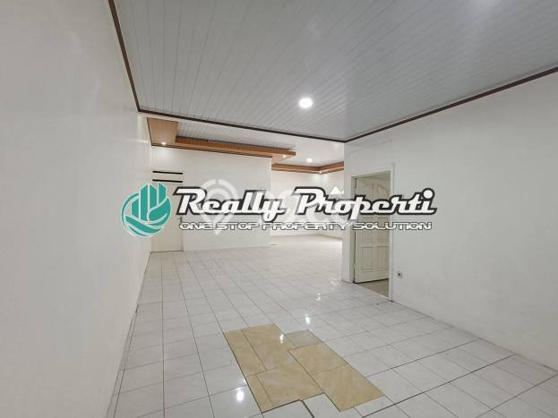 Disewakan Hunian Konsep Modern di Pondokmelati Bekasi dengan 6 KT Disewakan Hunian Konsep Modern di Pondokmelati Bekasi dengan 6 KT