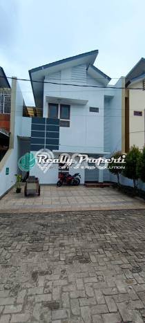Rumah Luxury Modern Siap Huni di Cipinang Melayu Jakarta Timur Rumah Luxury Modern Siap Huni di Cipinang Melayu Jakarta Timur