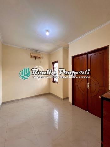 Rumah Elit Modern Siap Huni di Pondok Gede Bekasi Rumah Elit Modern Siap Huni di Pondok Gede Bekasi