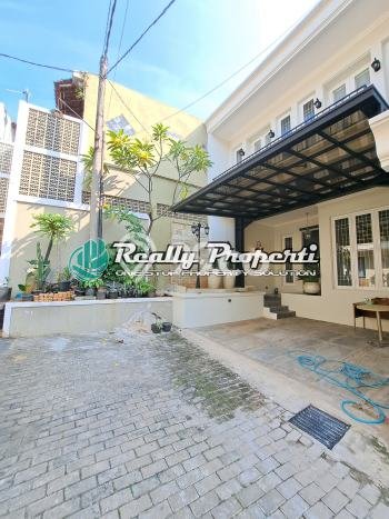 Rumah Elit Modern Tanpa Renovasi di Pondok Gede Bekasi Rumah Elit Modern Tanpa Renovasi di Pondok Gede Bekasi