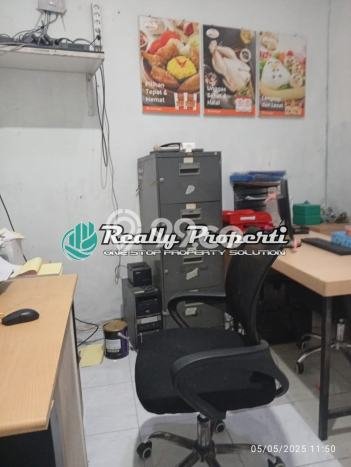 Komersial Dijual di Bekasi LT 141m2 & LB 60m2 Lokasi Terbaik! Komersial Dijual di Bekasi LT 141m2 & LB 60m2 Lokasi Terbaik!