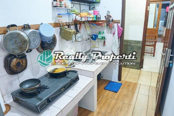 Siap Huni Rumah Mewah 6 Kamar di Cipayung Dekat ke Mana Pun Siap Huni Rumah Mewah 6 Kamar di Cipayung Dekat ke Mana Pun