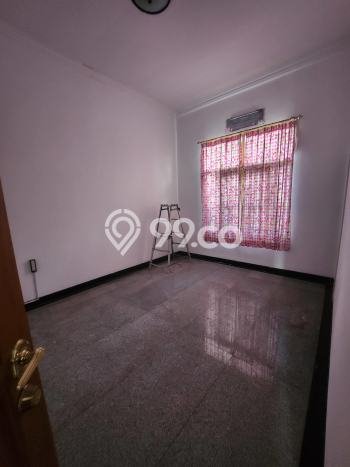 Hunian Mewah Siap Huni LT 190m2 di Mulyorejo, Surabaya Hunian Mewah Siap Huni LT 190m2 di Mulyorejo, Surabaya