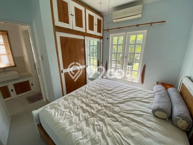 KESEMPATAN EMAS! Vila Kawasan , Luas 180m2m², Kawasan Potensial dengan nilai meningkat KESEMPATAN EMAS! Vila Kawasan , Luas 180m2m², Kawasan Potensial dengan nilai meningkat