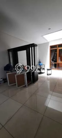 Rumah sewa siap pakai 3 Kamar Tidur di Pasteur, Bandung Rumah sewa siap pakai 3 Kamar Tidur di Pasteur, Bandung