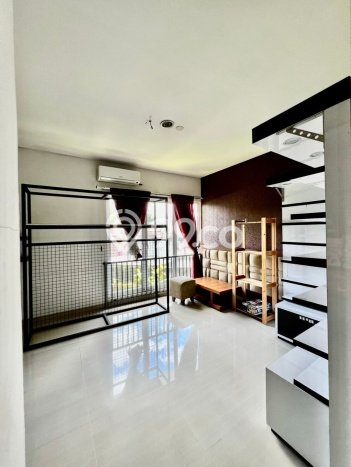 Ready to Use! Luxury House LT 247m2 Desain Elegan di BSD Kencana Loka Ready to Use! Luxury House LT 247m2 Desain Elegan di BSD Kencana Loka