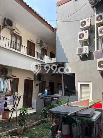Rumah Elit Modern Tanpa Renovasi di Kuningan Jakarta Selatan Rumah Elit Modern Tanpa Renovasi di Kuningan Jakarta Selatan