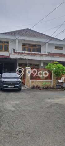 For Sale! Premium House LT 248m2 Desain Modern di Pondok Bambu For Sale! Premium House LT 248m2 Desain Modern di Pondok Bambu