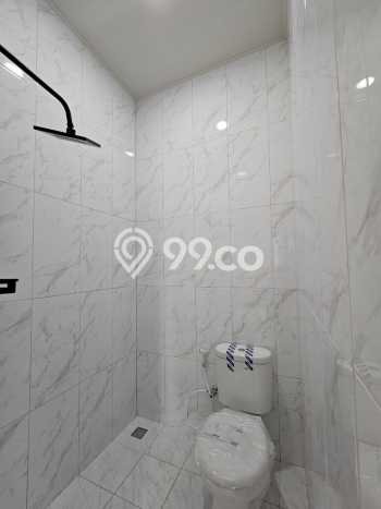 Jual Rumah Bagus Siap Huni LB 135m2 di Jatinegara, Jakarta Timur Jual Rumah Bagus Siap Huni LB 135m2 di Jatinegara, Jakarta Timur