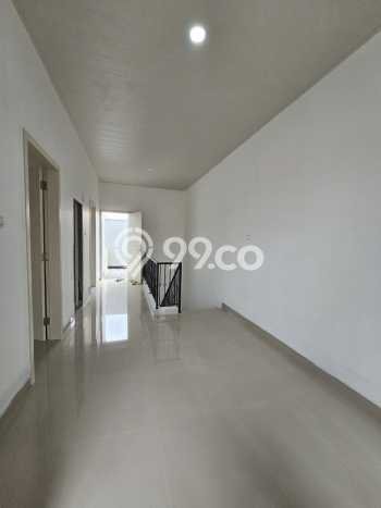 Jual Rumah Bagus Siap Huni LB 135m2 di Jatinegara, Jakarta Timur Jual Rumah Bagus Siap Huni LB 135m2 di Jatinegara, Jakarta Timur