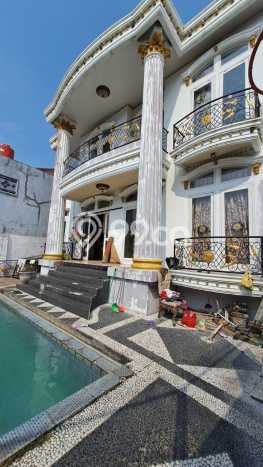 Rumah Elit Modern Tanpa Renovasi di Salemba Jakarta Pusat Rumah Elit Modern Tanpa Renovasi di Salemba Jakarta Pusat
