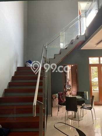 PROPERTI UNGGULAN! Rumah Strategis area Ciputat, LT 161m² LB 150m² PROPERTI UNGGULAN! Rumah Strategis area Ciputat, LT 161m² LB 150m²