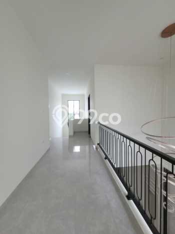 Dijual Segera Rumah 3 Kamar Tidur di Kawasan Perumahan Sektor 3 - Bintaro, Jakarta Selatan Dijual Segera Rumah 3 Kamar Tidur di Kawasan Perumahan Sektor 3 - Bintaro, Jakarta Selatan
