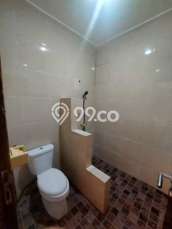 Rumah Asri area Bintaro, 2 KM, LT 184m² Bangunan 200m² Rumah Asri area Bintaro, 2 KM, LT 184m² Bangunan 200m²
