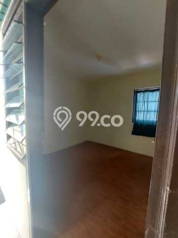 Rumah Asri area Bintaro, 2 KM, LT 184m² Bangunan 200m² Rumah Asri area Bintaro, 2 KM, LT 184m² Bangunan 200m²