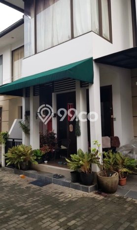 Dijual Rumah Luas Elegan Dengan View Eksklusif di Bintaro, Jakarta Selatan Dijual Rumah Luas Elegan Dengan View Eksklusif di Bintaro, Jakarta Selatan