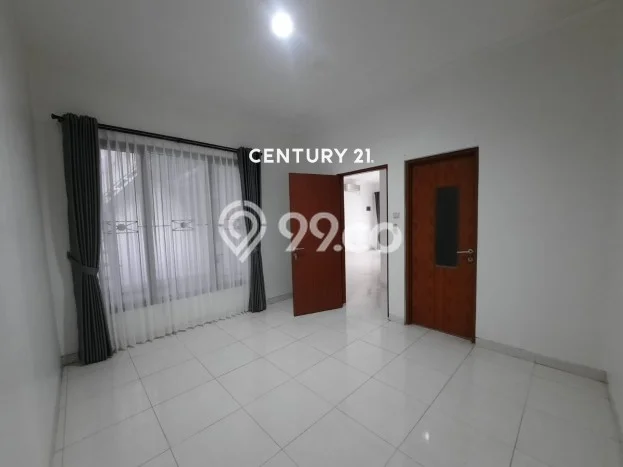 Jarang Ada! Rumah Kontrakan 4 Kamar Nyaman Siap Huni Sektor 9-Bintaro Jarang Ada! Rumah Kontrakan 4 Kamar Nyaman Siap Huni Sektor 9-Bintaro