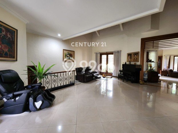 Jual Rumah Luas Megah Dengan View Eksklusif di BSD City, Tangerang Jual Rumah Luas Megah Dengan View Eksklusif di BSD City, Tangerang