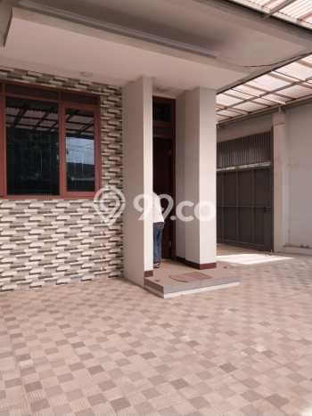 Rumah Modern 3 KT LT 178m2 di Pasir Koja Rumah Modern 3 KT LT 178m2 di Pasir Koja