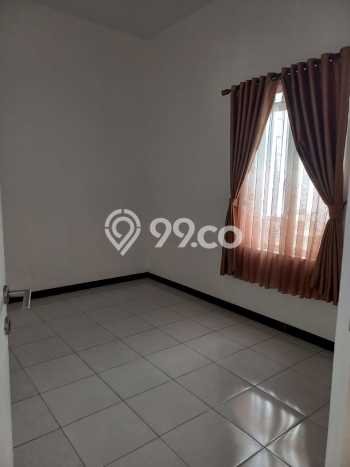 Rumah Minimalis 2 KT LT 105m2 di Taman Holis Indah Rumah Minimalis 2 KT LT 105m2 di Taman Holis Indah