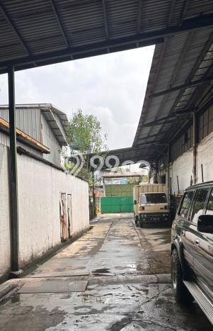 Pabrik Premium Kawasan Leuwi Gajah, Luas 2400m², Kawasan Komersial Pabrik Premium Kawasan Leuwi Gajah, Luas 2400m², Kawasan Komersial