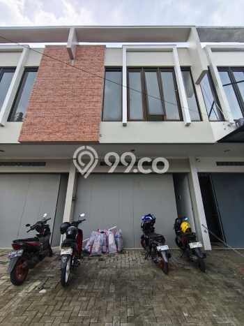 KAWASAN PREMIUM! Ruko Kawasan , Luas 145m2m², Akses Utama KAWASAN PREMIUM! Ruko Kawasan , Luas 145m2m², Akses Utama