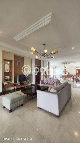 Ready to Use! Luxury House LT 1248m2 Desain Modern di Setiabudi Ready to Use! Luxury House LT 1248m2 Desain Modern di Setiabudi