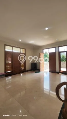 Ready to Use! Luxury House LT 1248m2 Desain Modern di Setiabudi Ready to Use! Luxury House LT 1248m2 Desain Modern di Setiabudi