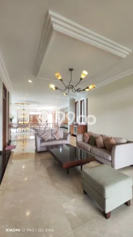 Ready to Use! Luxury House LT 1248m2 Desain Modern di Setiabudi Ready to Use! Luxury House LT 1248m2 Desain Modern di Setiabudi