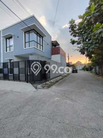 Rumah Modern 5 KT di Taman Holis Indah Bandung Rumah Modern 5 KT di Taman Holis Indah Bandung