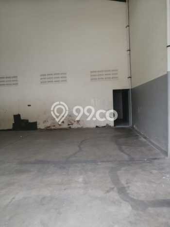 Rumah LT 267m2m² / LB 180m2m² One Gate System di Kopo, Bandung Rumah LT 267m2m² / LB 180m2m² One Gate System di Kopo, Bandung