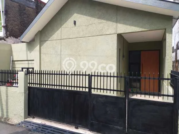 Sewa Rumah Murah di Burangrang Bandung dengan 3 KT Sewa Rumah Murah di Burangrang Bandung dengan 3 KT