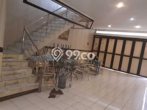Ruko Dijual di Bandung LT 113m2 & LB 165m2 Lokasi Terbaik! Ruko Dijual di Bandung LT 113m2 & LB 165m2 Lokasi Terbaik!