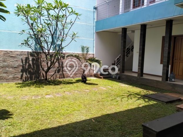 Hunian Eksklusif Siap Huni LT 450m2 di Batununggal, Bandung Hunian Eksklusif Siap Huni LT 450m2 di Batununggal, Bandung