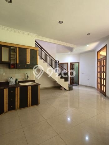 Disewakan Rumah Konsep Minimalis di Batununggal Bandung dengan 4 KT Disewakan Rumah Konsep Minimalis di Batununggal Bandung dengan 4 KT