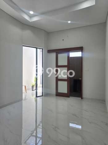 Rumah Luxury Modern Siap Huni di Mekar Wangi Bandung Rumah Luxury Modern Siap Huni di Mekar Wangi Bandung