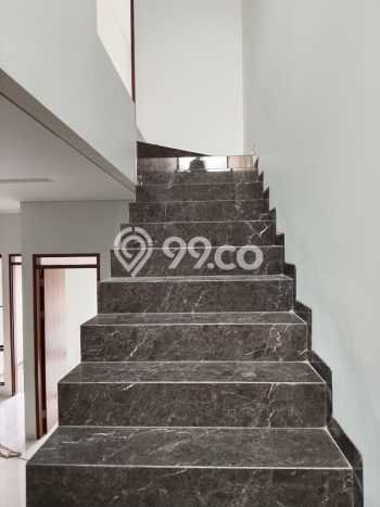 Rumah Luxury Modern Siap Huni di Mekar Wangi Bandung Rumah Luxury Modern Siap Huni di Mekar Wangi Bandung
