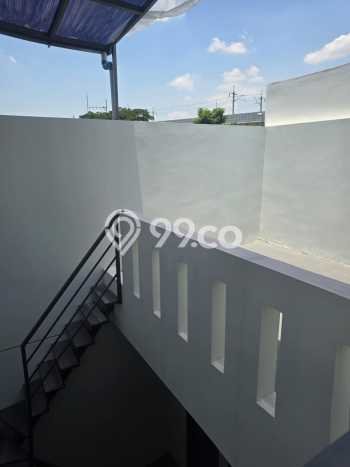 Rumah Luxury Modern Siap Huni di Mekar Wangi Bandung Rumah Luxury Modern Siap Huni di Mekar Wangi Bandung
