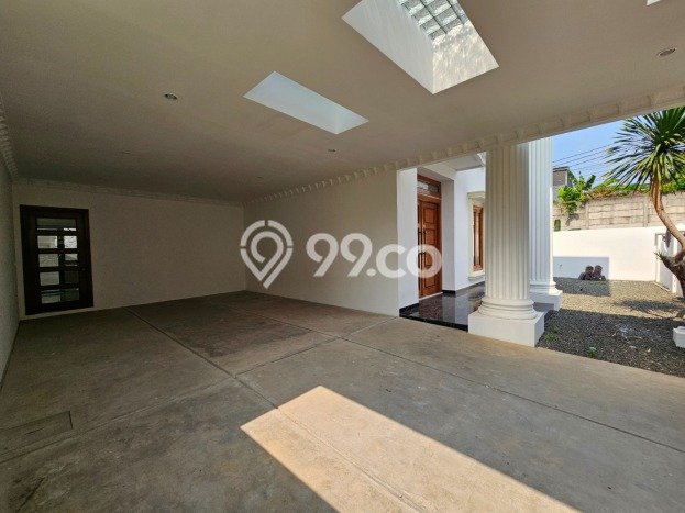 Rumah Luxury Modern Siap Huni di BSD Puspita Loka Tangerang Rumah Luxury Modern Siap Huni di BSD Puspita Loka Tangerang