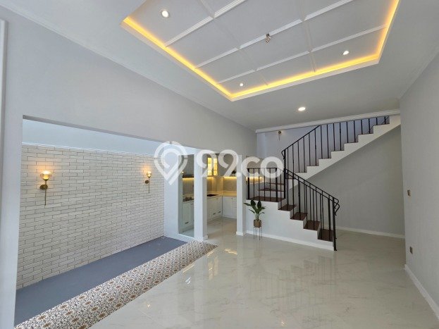 For Sale Rumah Mewah Exclusive di BSD, Tangerang Selatan For Sale Rumah Mewah Exclusive di BSD, Tangerang Selatan